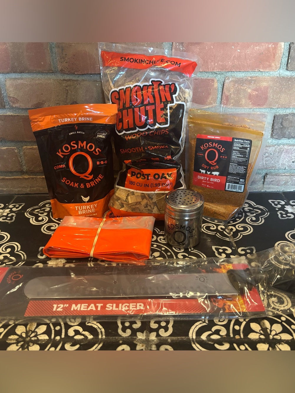 Kosmos Smoker Bundle with Turkey Brine, Rub, Meat Slicer, Bags & Wood Chips